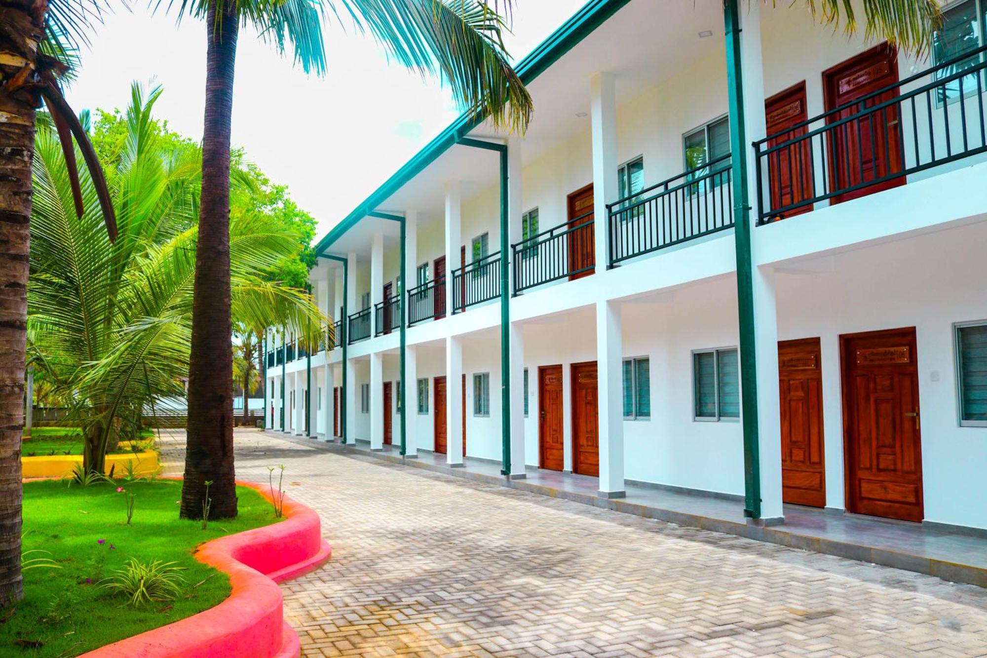 Reecha Resort & Hotel Kilinochchi Eksteriør bilde