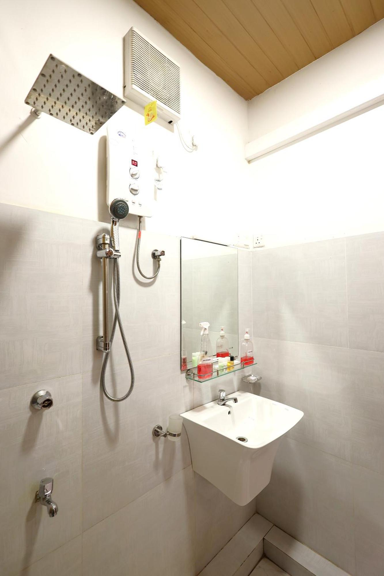 Reecha Resort & Hotel Kilinochchi Eksteriør bilde